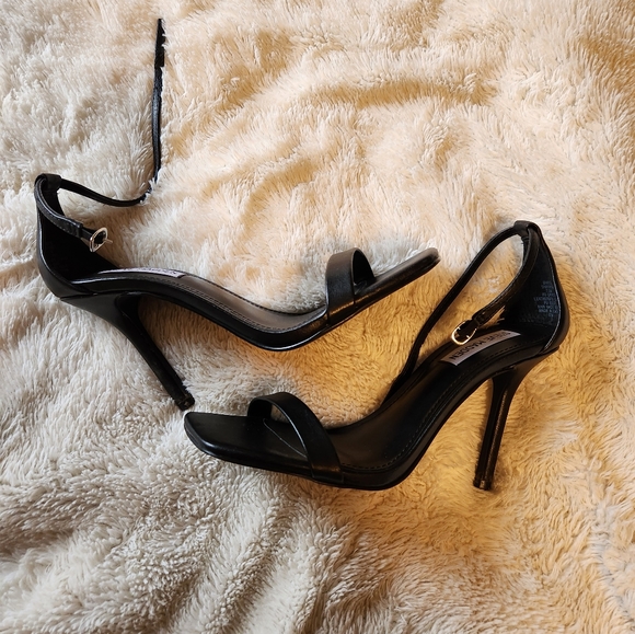 Steve Madden square toed heels - Picture 7 of 11